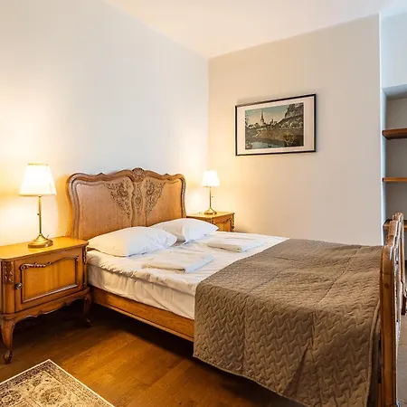 Old Town - Oleviste Apartment *